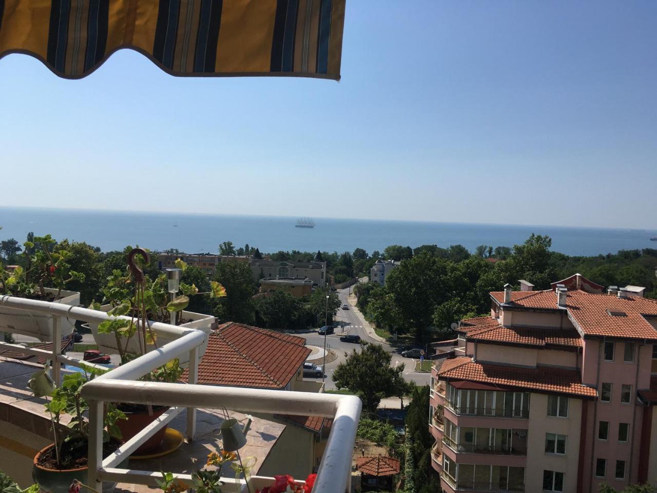 Appartamento Buongiorno Garden Varna Esterno foto